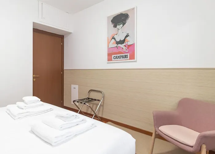 Italianway Easy - Casati 24 * Mediolan